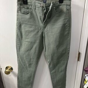 GAP Green Skinny Jeans with Slim Fit - gently used